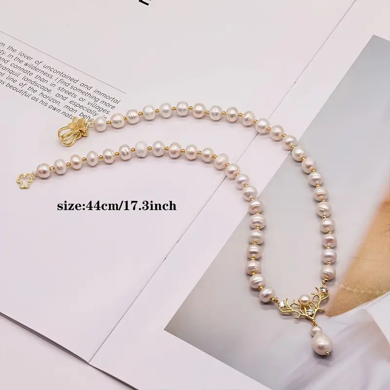 A 100% handmade authentic white freshwater pearl necklace with gold-plated antler pendant, elegant freshwater pearl jewelry, suitable for her holiday gifts, with a gift box for everyday wear, weddings and anniversaries. 【NK-XL2501White-07】