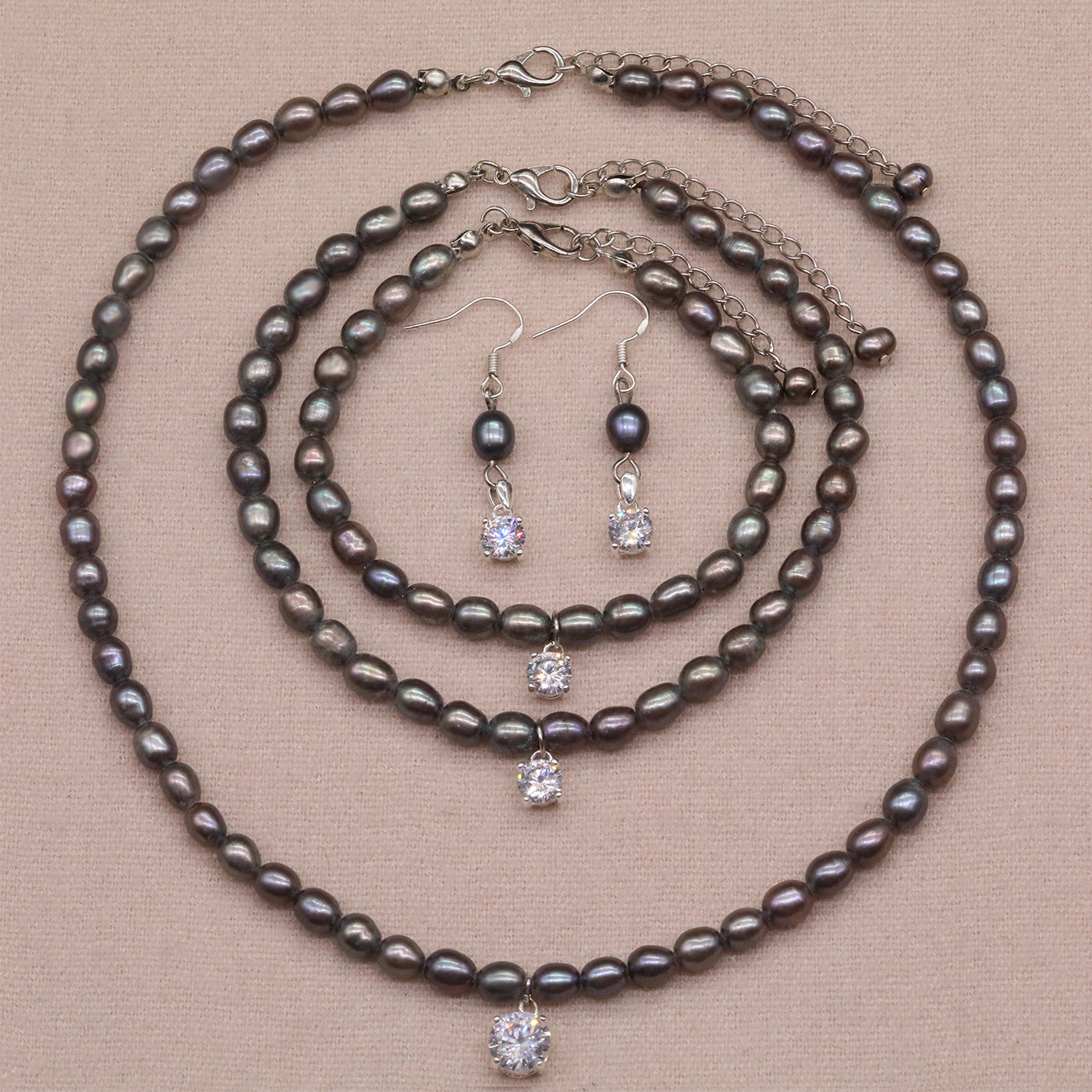 Exquisite Fresh Water Pearl with Zircon Necklace Earrings Bracelet Anklet Four piece Set Luxurious Elegant Zircon Fresh Water Pearl set ideal for Christmas, Valentine's Day and Thanksgiving gifts, suitable for everyday, wedding and birthday