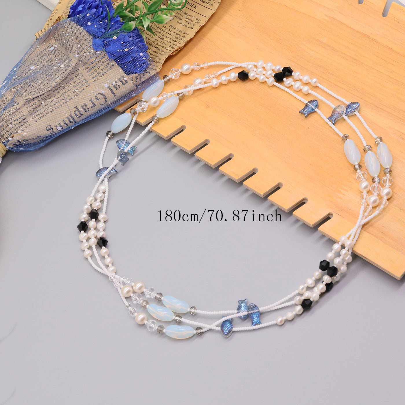100% handmade black and white stone with natural freshwater Pearl long necklace Boho style Handmade long necklace with small fish pendant Fashion sweater chain Suitable for everyday, wedding, birthday party, anniversary, Christmas, Valentine's Day