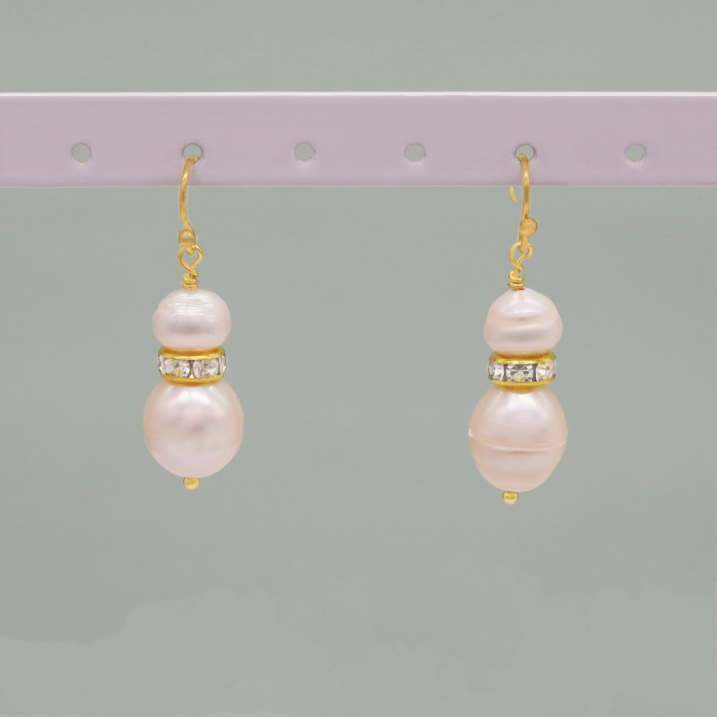 Authentic Baroque Freshwater Pearl Earrings Luxury Classic design Freshwater Pearl earrings Ideal for Christmas, Valentine's Day gifts, with gift boxes, perfect for everyday, wedding, banquet and party wear exquisite freshwater pearl earrings jewelry