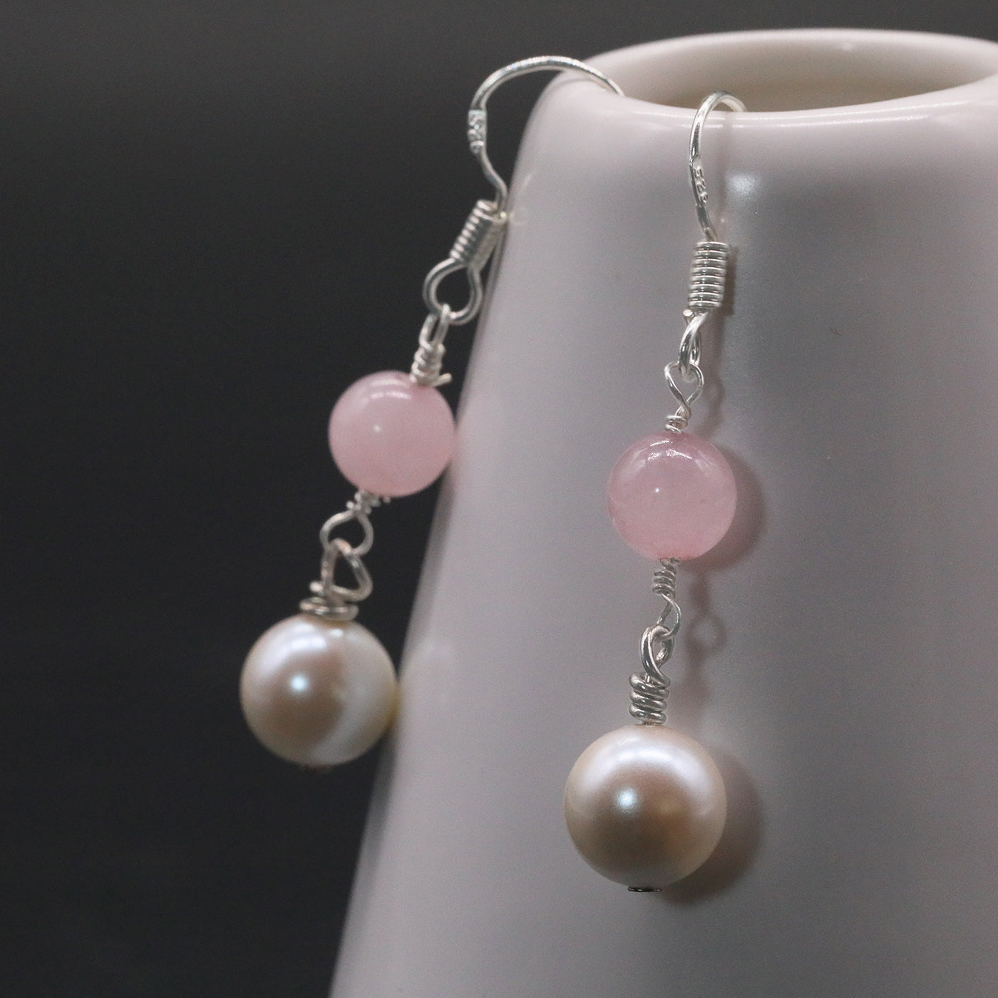 Elegant Fresh Water Pearl earrings, ideal for Christmas, Valentine's Day and Thanksgiving gifts, perfect for everyday, wedding and birthday parties