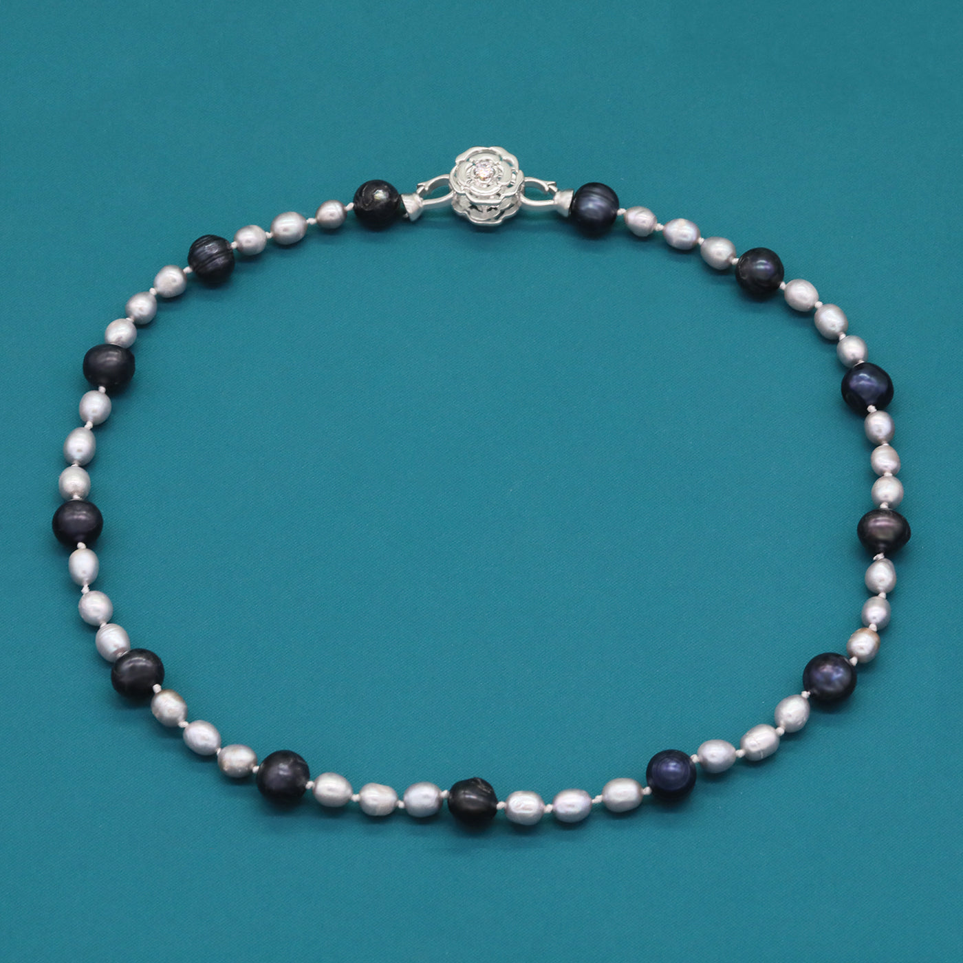 100% handmade 17.7inch long Freshwater Pearl Necklace Fashion design Men's and women's Freshwater Pearl necklace suitable for everyday, wedding, birthday party and anniversary【NK-XL2501Black-01】