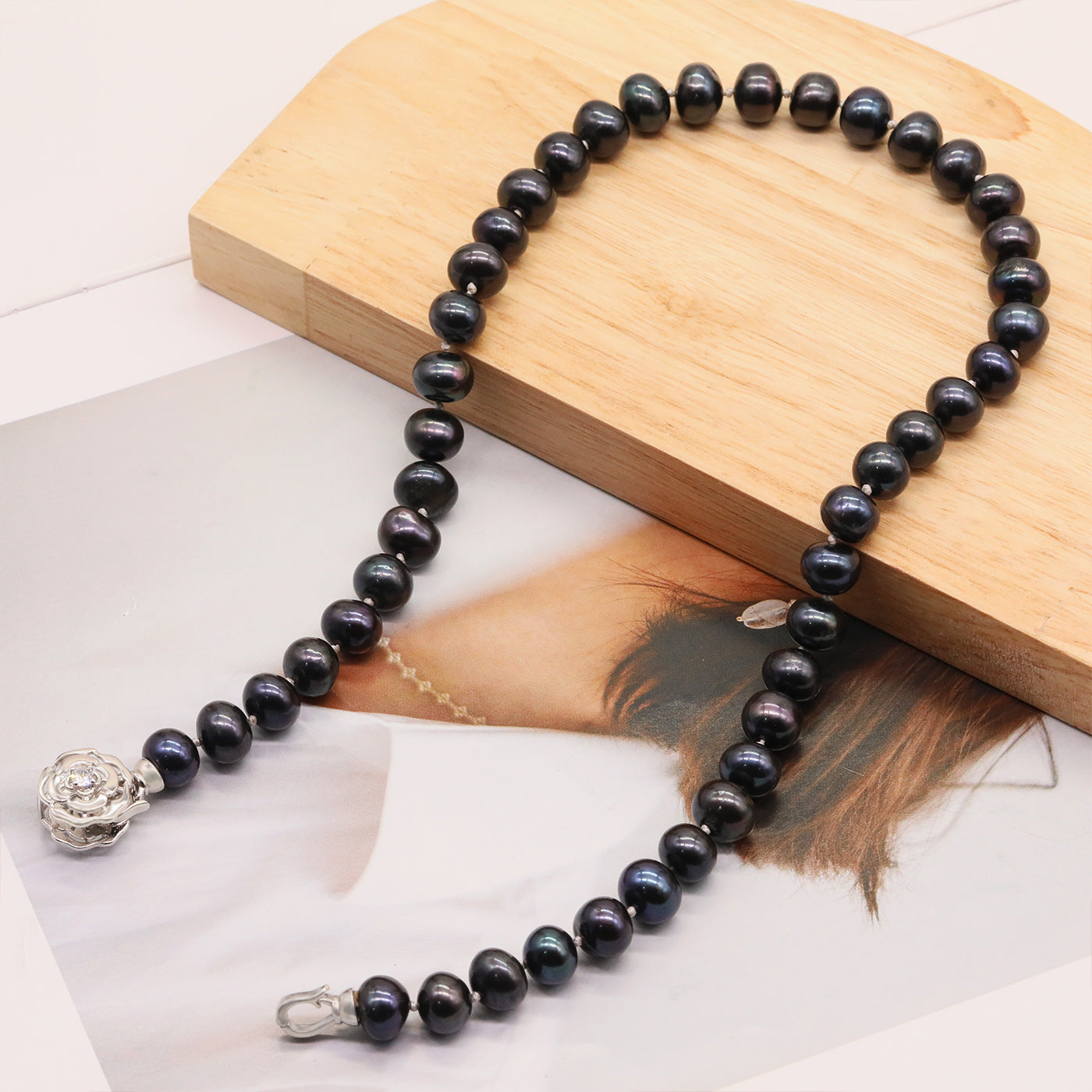 10mm Natural Black Freshwater Pearl necklace Creative Simple 17.7inch long freshwater pearl necklace for everyday wear and special occasions, including gift boxes【XL-2502Black-02S】