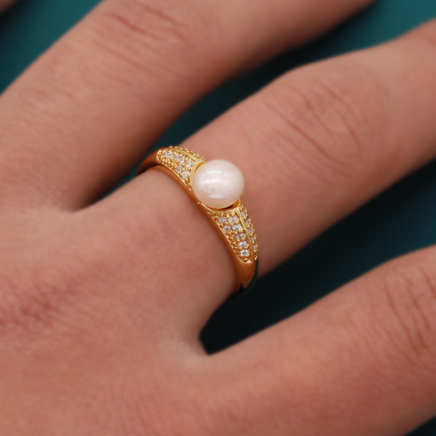 A 6-7mm Fresh water pearl ring, elegant fresh Water pearl ring, handmade fresh water pearl jewelry gift, with gift box, suitable for everyday, wedding parties and festivals