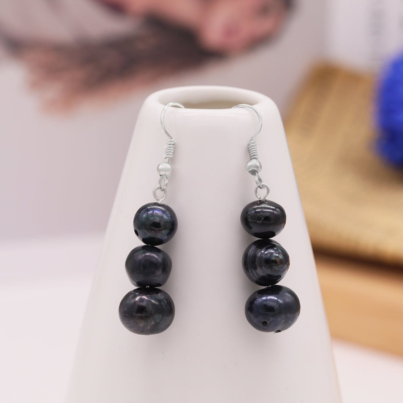Elegant Freshwater Pearl Drop Earrings - Luxurious & Simple Design, Perfect for Weddings, Anniversaries, Christmas, Valentine's Day & Thanksgiving Gifts【NK-EH2501Black-01】