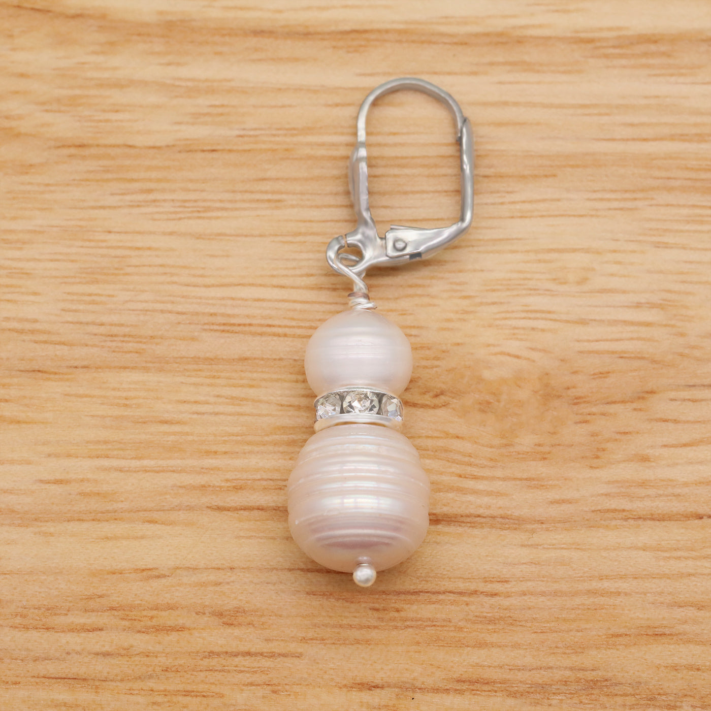 Classic and elegant freshwater pearl earrings suitable for banquets, daily, beauty pageants, festivals, parties wear men and women luxury freshwater pearl earrings jewelry, with gift boxes, beautiful Christmas, Valentine's Day【NK-EH2501White-01】