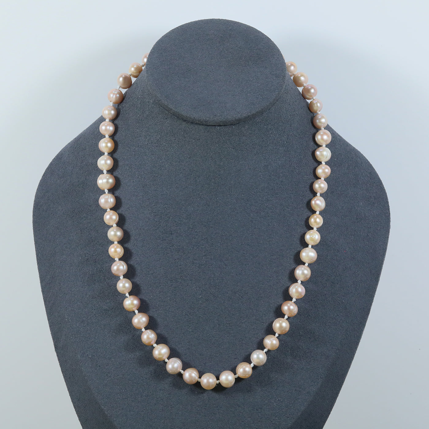 Exquisite 100% handmade freshwater pearl necklace for men and women with green butterfly set with diamond buckle luxury freshwater pearl jewelry for men and women, suitable for everyday, wedding, Christmas and Valentine's Day wear【NK-XL2501Pink-02】