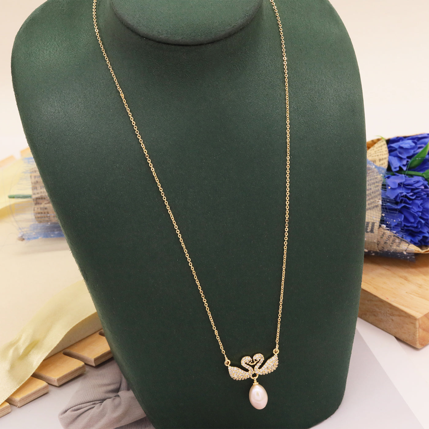 Elegant Fresh Water Pearl Double Swan Pendant Necklace Handmade 100% fresh water pearl pendant necklace with gift box, perfect for everyday, wedding and festival wear everything fresh water pearl pendant necklace【XL-2502Golden-03】