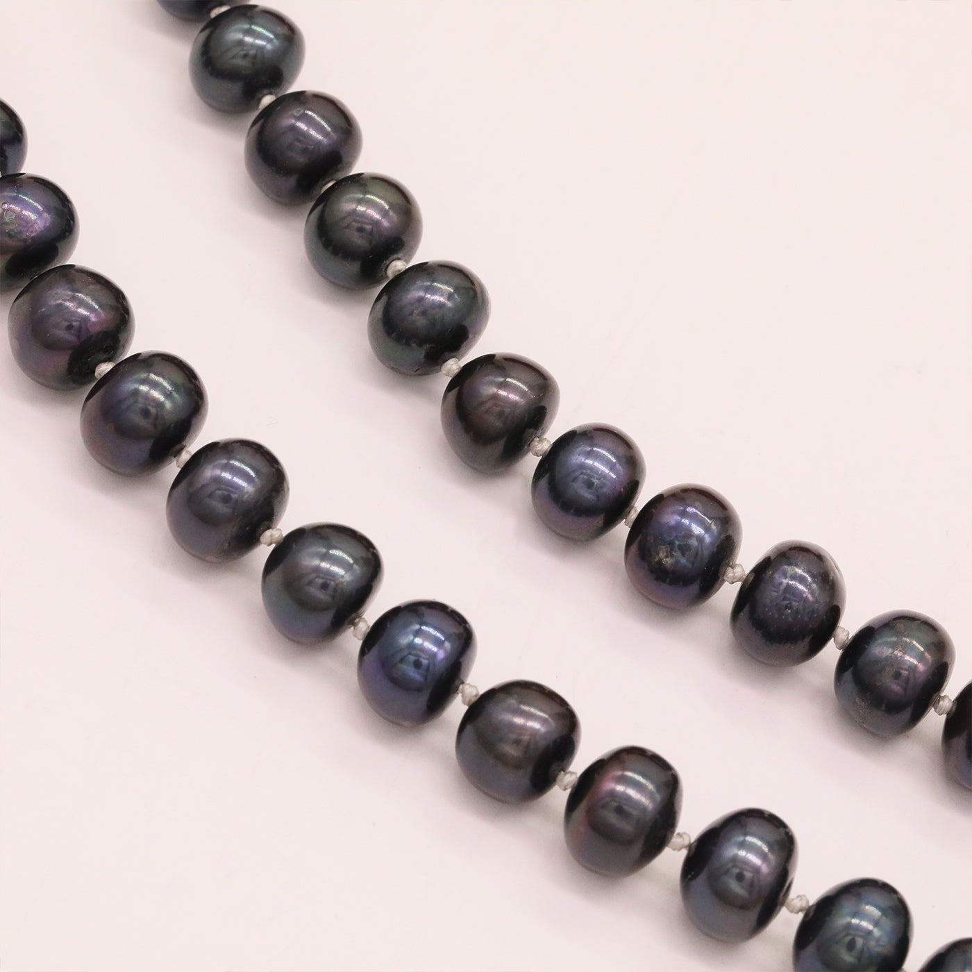 10mm Natural Black Freshwater Pearl necklace Creative Simple 17.7inch long freshwater pearl necklace for everyday wear and special occasions, including gift boxes【XL-2502Black-02S】