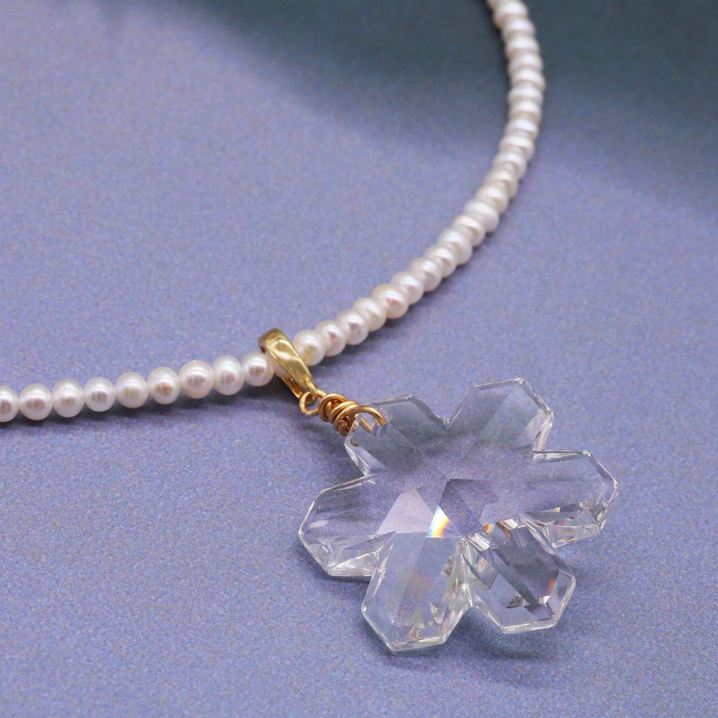 The French elegant 16.93inch long AAA Freshwater Pearl necklace comes with authentic Austrian AAA crystal pendant in the shape of a snowflake, with a gift box, exquisite gift options for everyday, wedding and festive wear