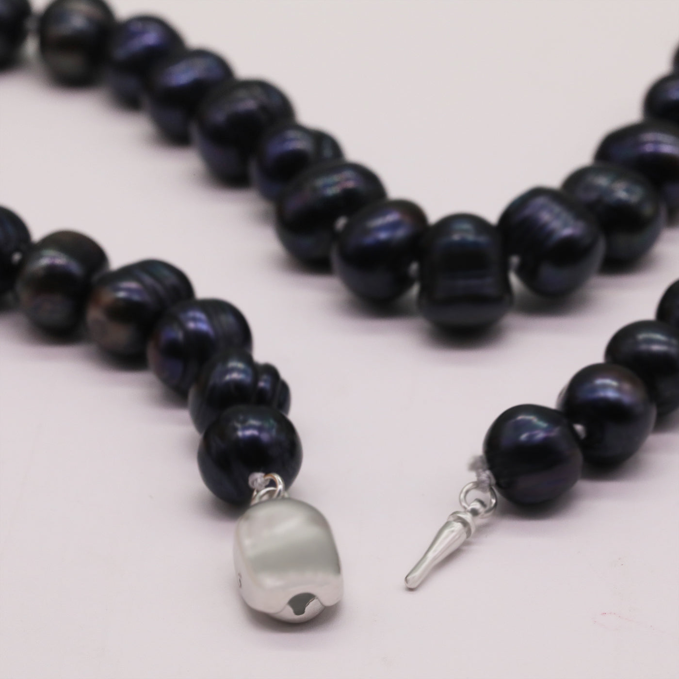Handmade Freshwater Pearl Necklace Vintage Design Style, Suitable for Daily Wear, Special Occasions, Christmas, Mother'S Day, Thanksgiving, Valentine'S Day, Universal Accessories for All Seasons【NK-XL2501Black-02】
