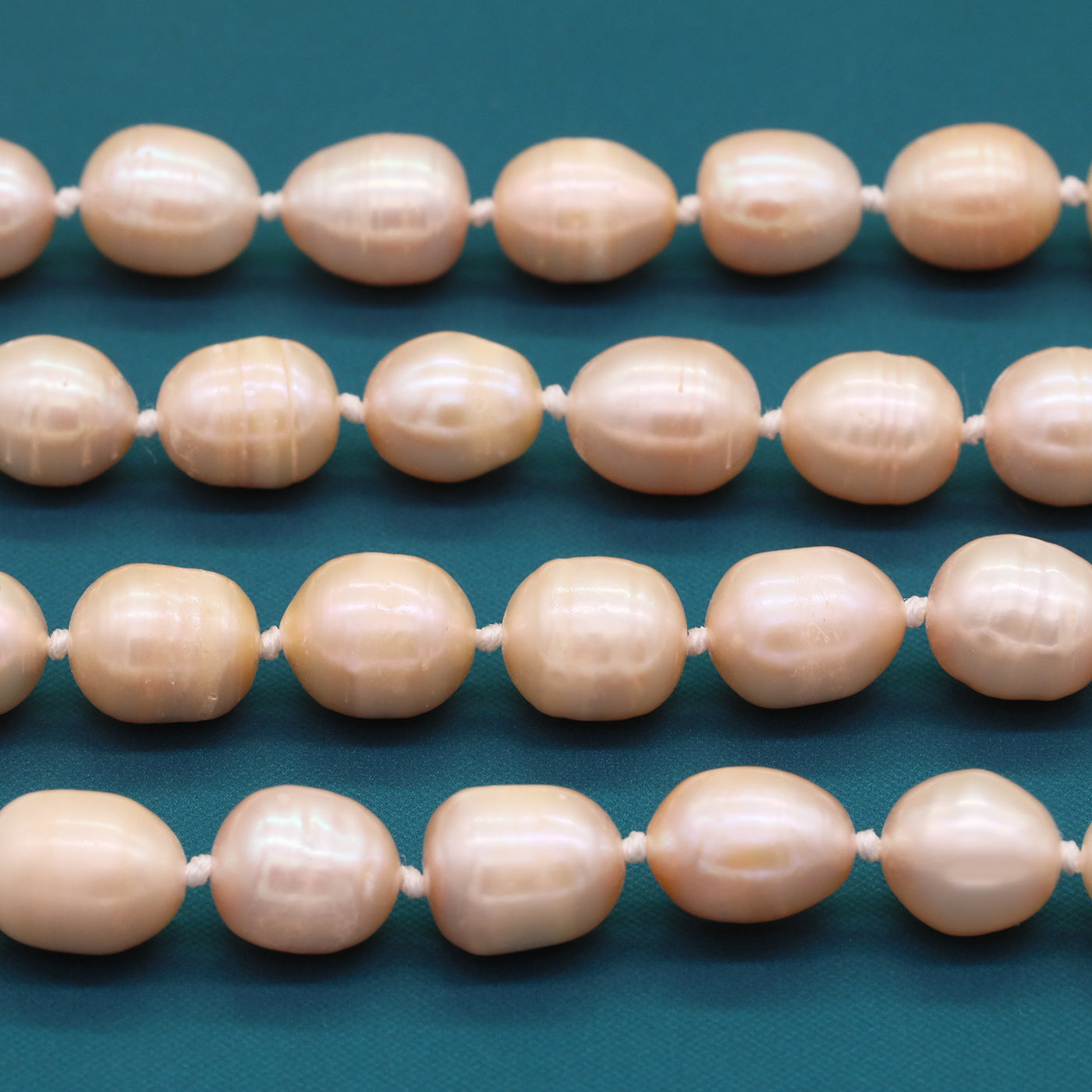 A beautiful 100% handmade, freshwater pearl necklace with golden flower buckle, 10mm, perfect for bridal jewelry, Mother's Day, birthday gifts, parties, giving the perfect ideal gift choice