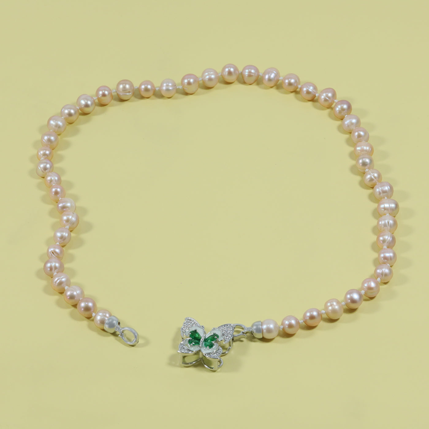 Exquisite 100% handmade freshwater pearl necklace for men and women with green butterfly set with diamond buckle luxury freshwater pearl jewelry for men and women, suitable for everyday, wedding, Christmas and Valentine's Day wear【NK-XL2501Pink-02】