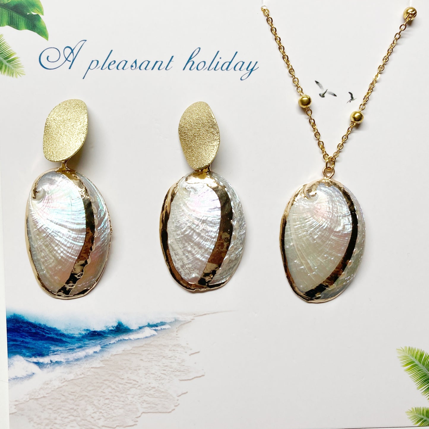 Boho Ocean Theme Jewelry Set Natural Seashell Pendant Necklace and Earrings for Summer Beach Vacation