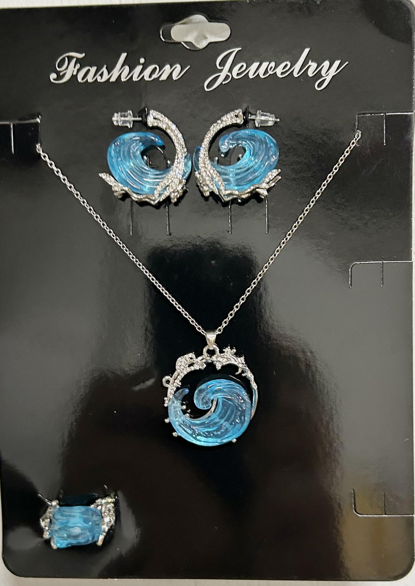 Selling Fast 3 pcs. wave set in silver finish
