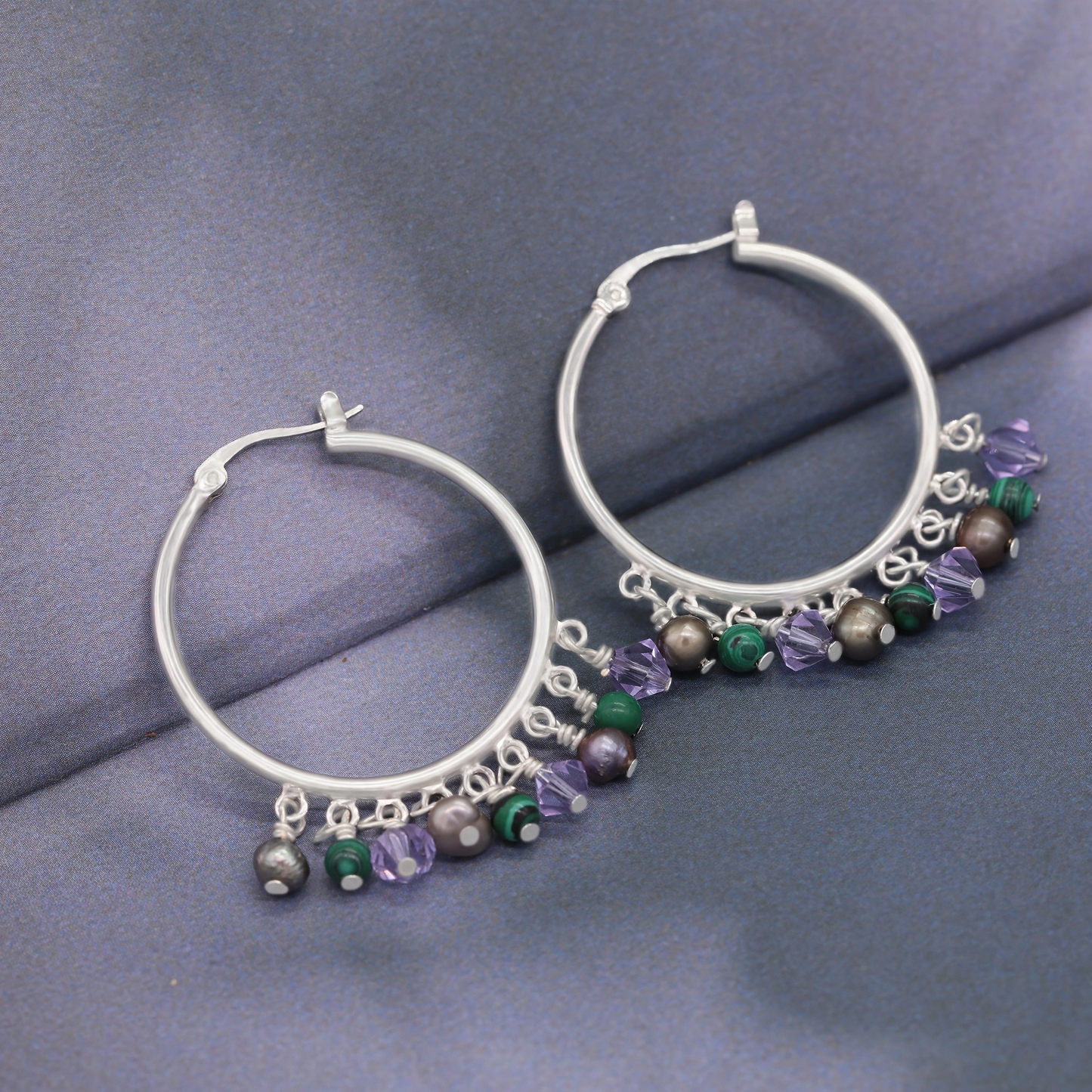 A pair of hoop earrings Boho style fresh water pearl and stone earrings in a lovely tassel style design, perfect for birthdays, anniversaries, Valentine's Day gifts, with gift box[EH-2501Colour-01]