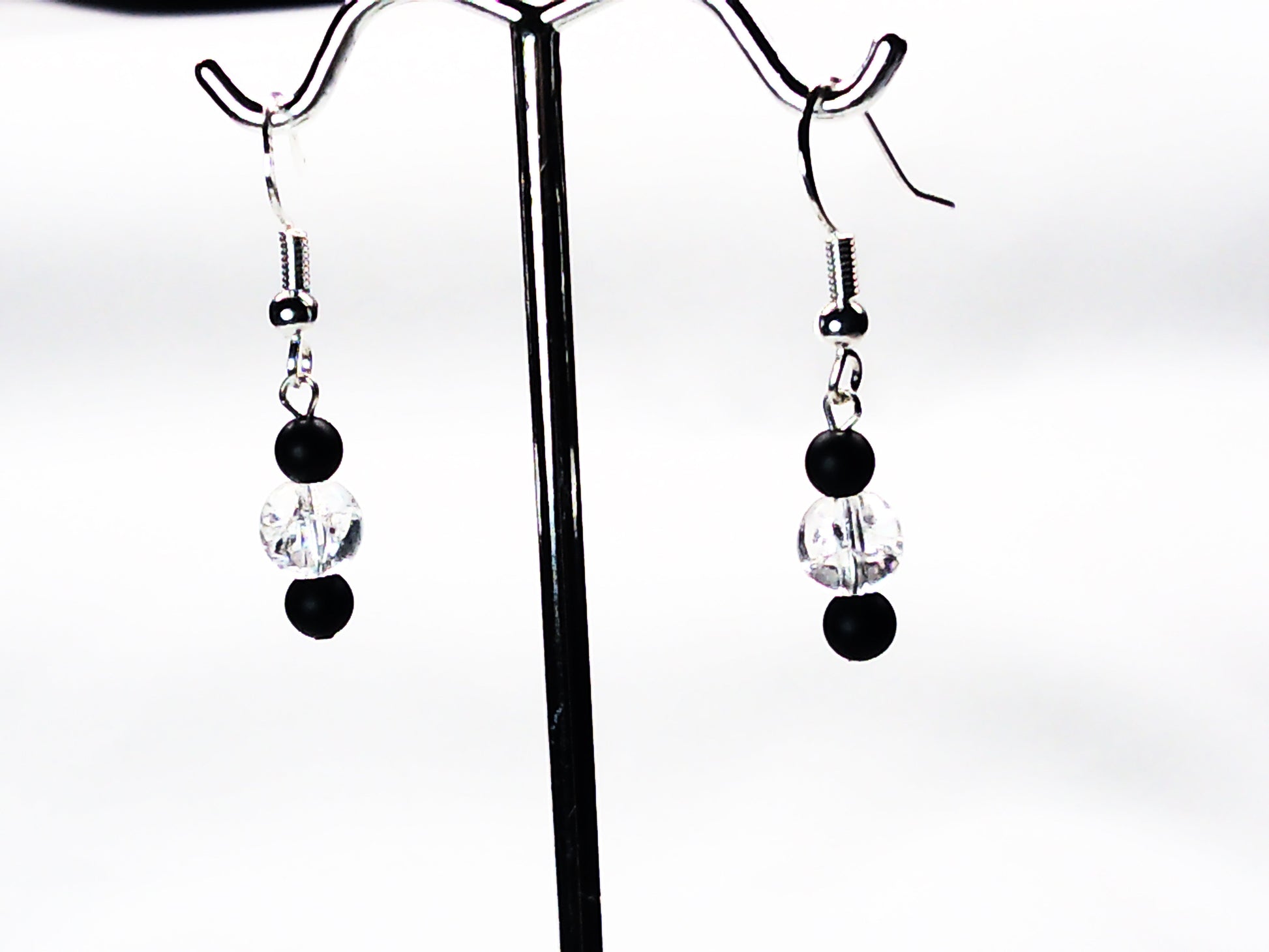 Matt Onyx-crackle glass earrings