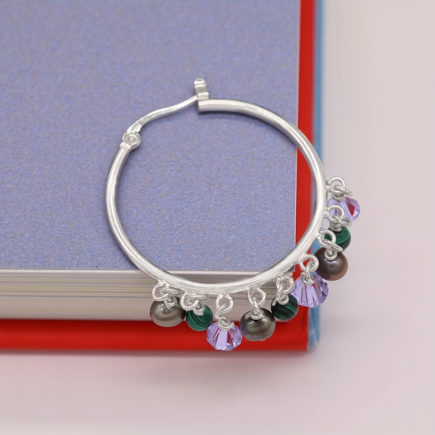 A pair of hoop earrings Boho style fresh water pearl and stone earrings in a lovely tassel style design, perfect for birthdays, anniversaries, Valentine's Day gifts, with gift box[EH-2501Colour-01]