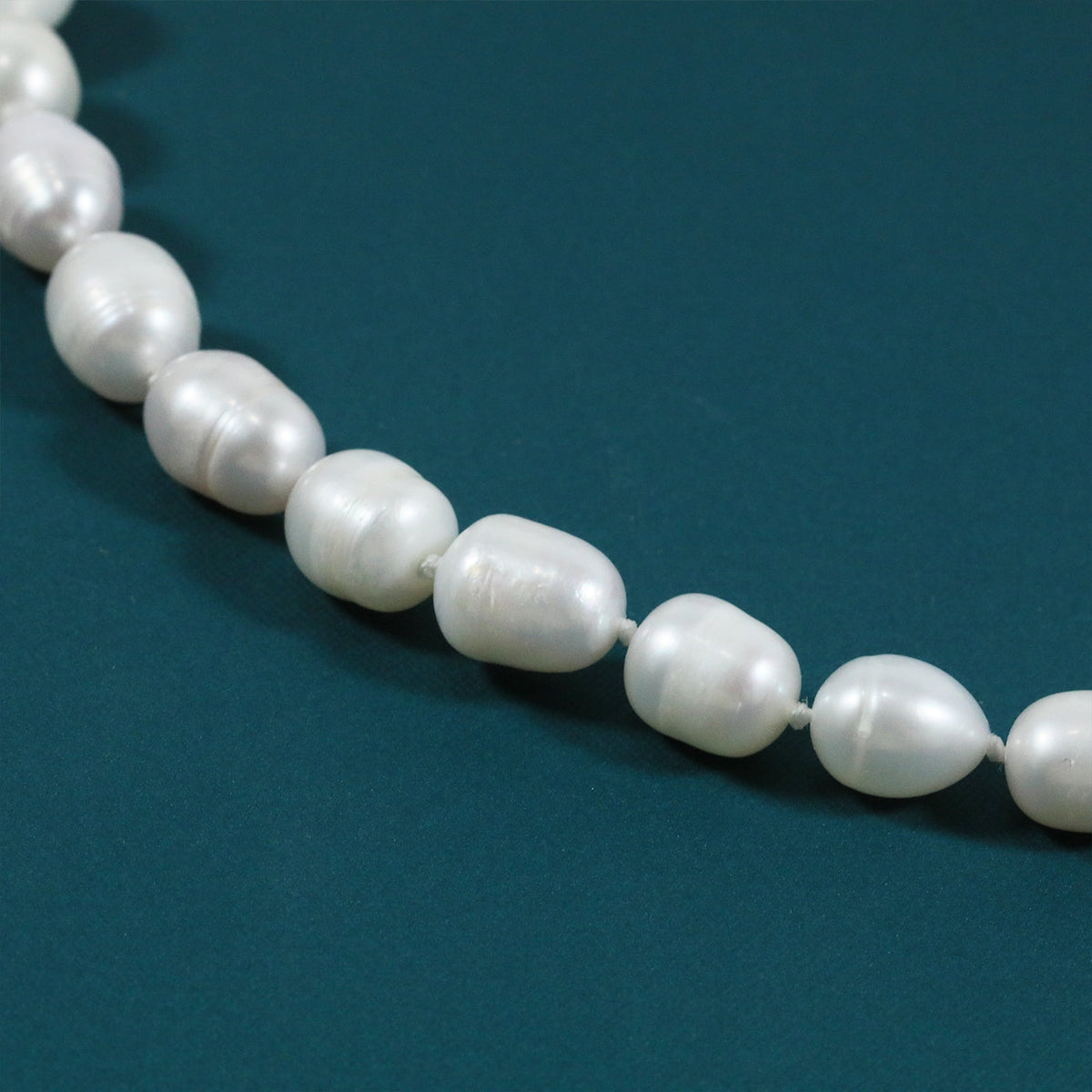 Unique natural white Fresh Water Pearl Necklace with  Pearl pendant, 8-9 mm real fresh water pearl with bow buckle, attached gift box - perfect for giving her/his gift, everyday everything with fresh water pearl jewelry[XL-2501White-03]