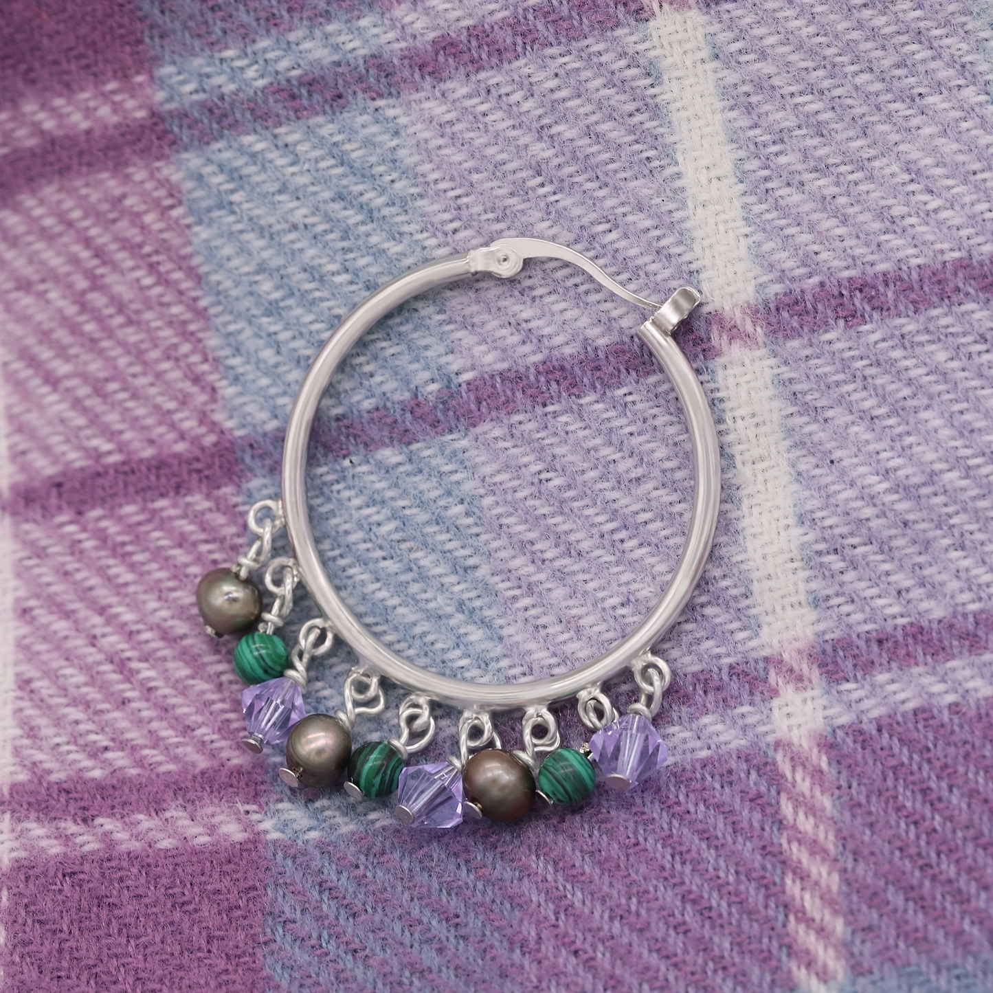 A pair of hoop earrings Boho style fresh water pearl and stone earrings in a lovely tassel style design, perfect for birthdays, anniversaries, Valentine's Day gifts, with gift box[EH-2501Colour-01]