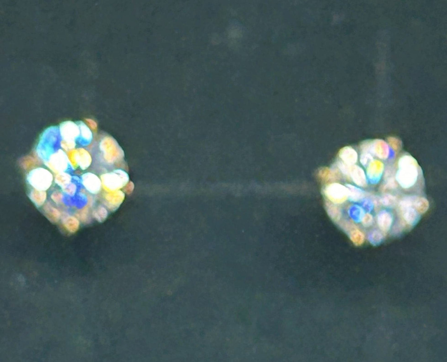 Womens GSA Graded 2carat TW Moissanite Stones Set in Sterling Silver 4 Prong Stud Earrings.