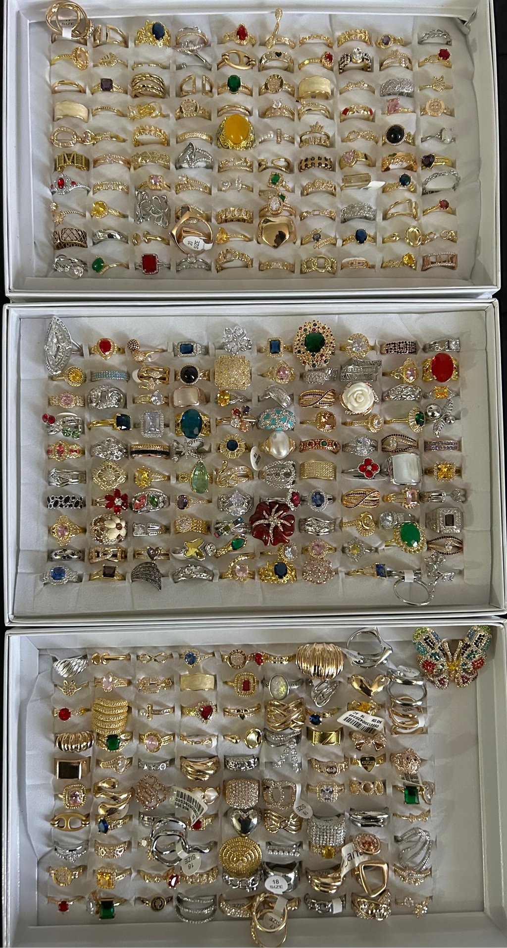 300 Pcs Women’s Real Gold Plated Bling Rings Assortment – Hand Set Cubic Zirconia & Floral Stones – Make Offer