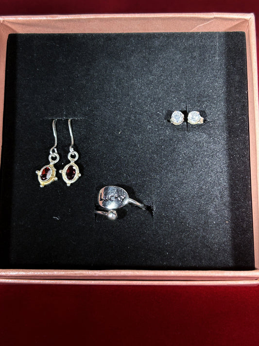3 pcs 925 set ring-2 pair earrings-ruby stone