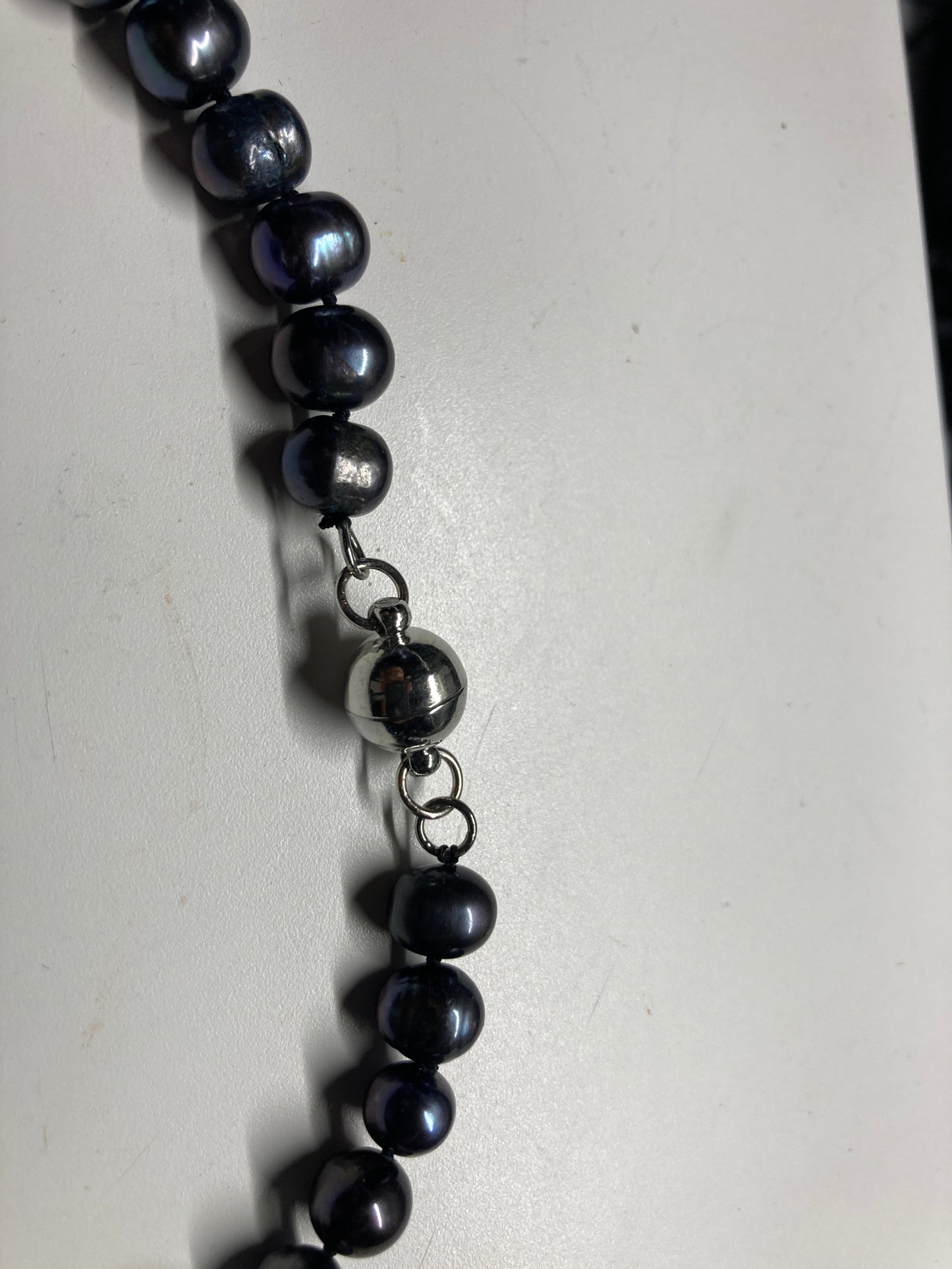 XL-2412PURPLE-02 Black Grey baroque pearl 7.5 mm freshwater pearl w/ magnectic clasp