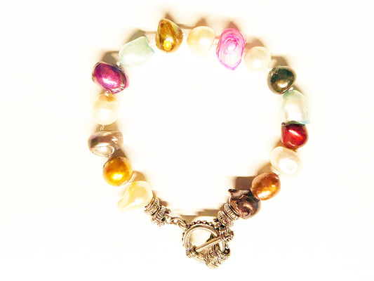 Women's Multi color freshwater pearl bracelet with toggle clasp