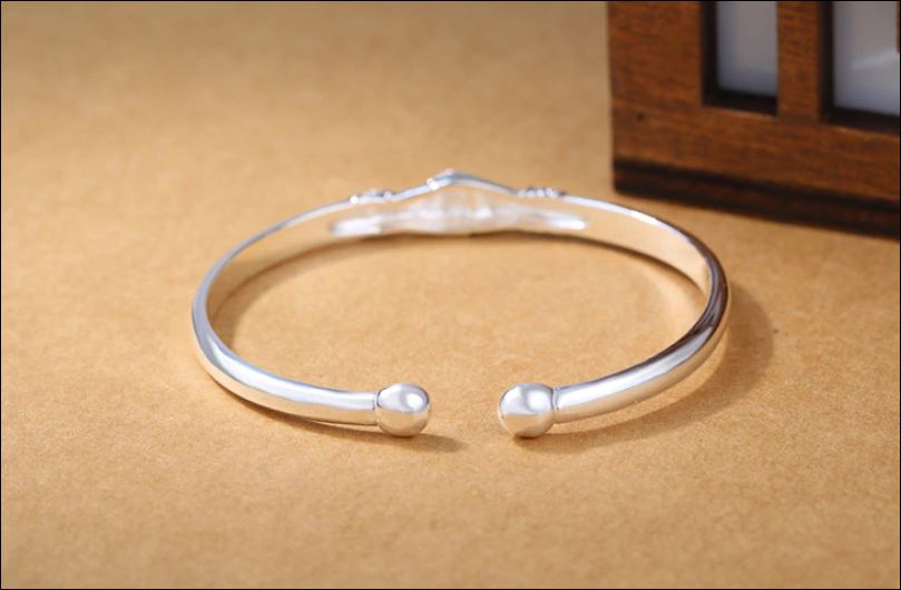 Sterling silver "Mariage,faith,frendiship" clasping hands Bracelet