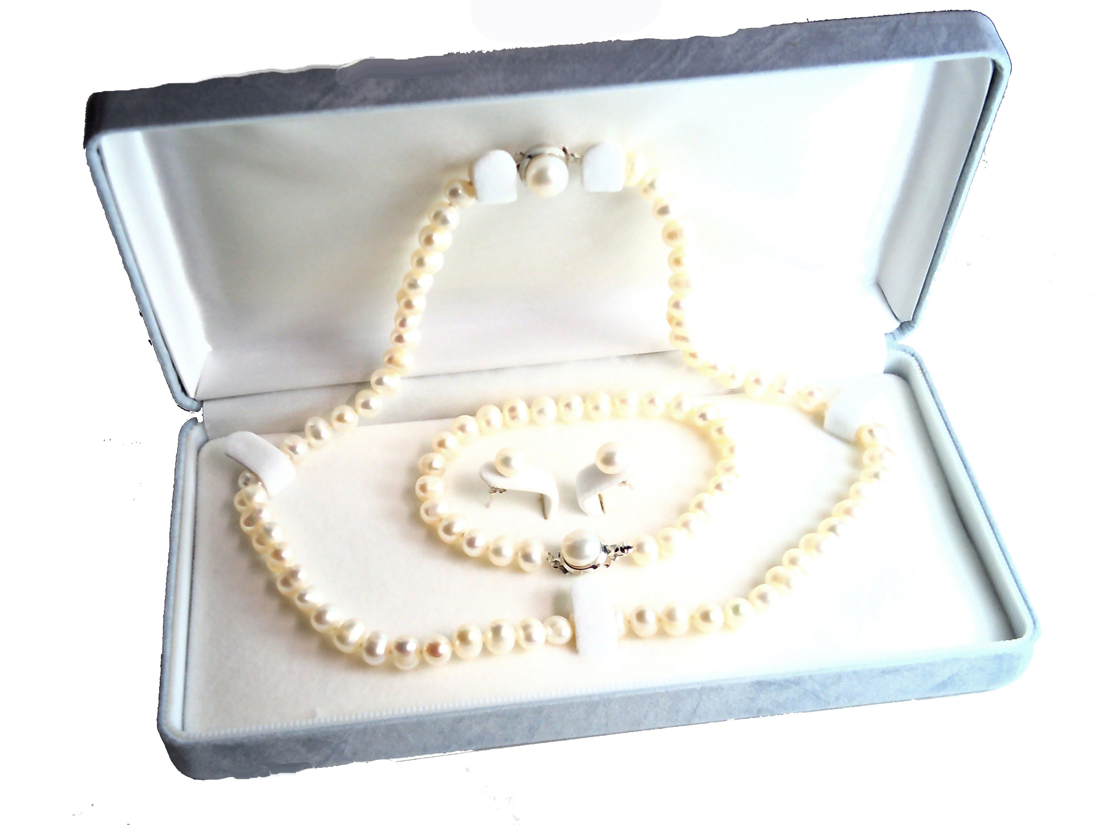 Pearl Sets in Gift Box