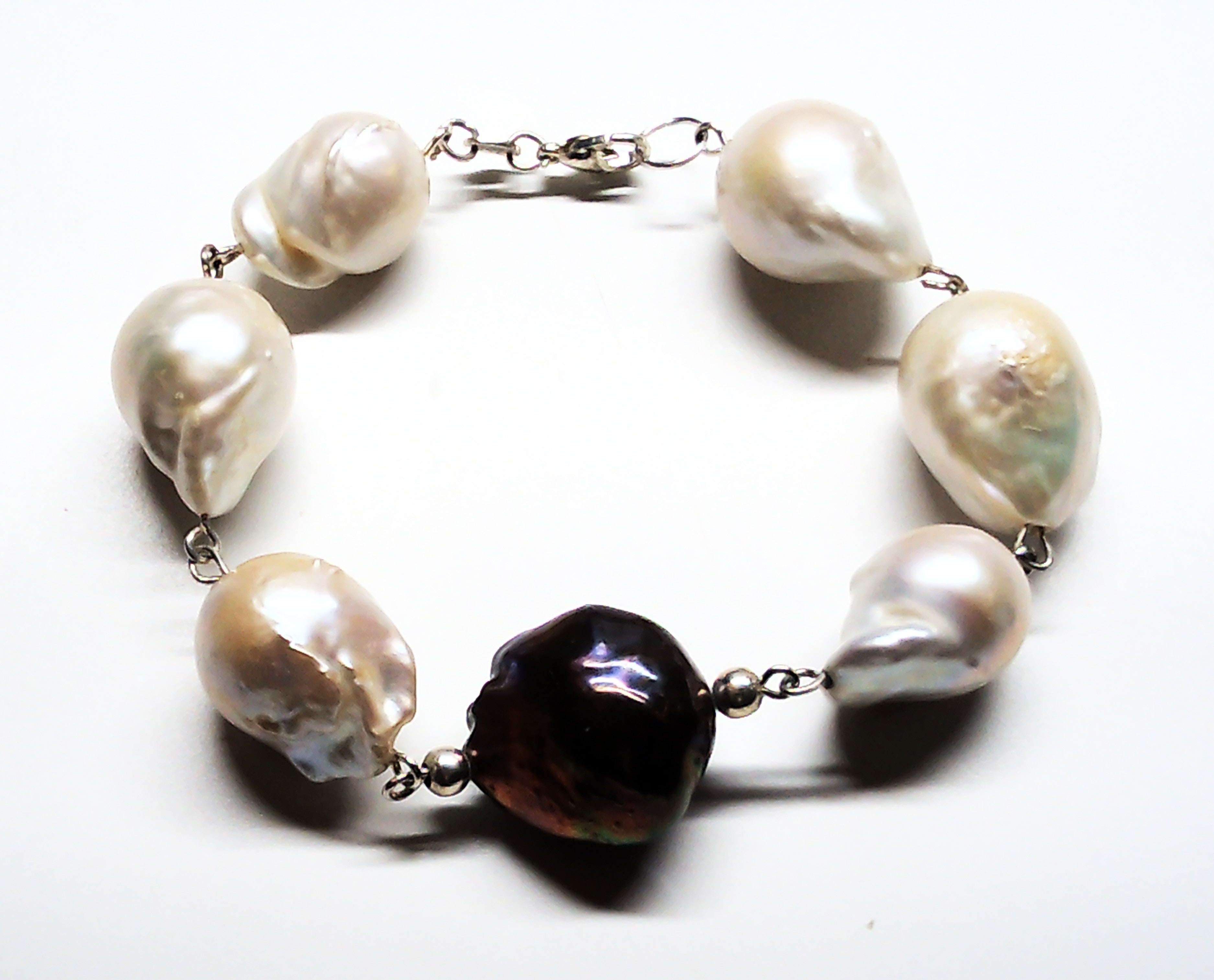 Baroque pearl bracelet .925 sterling silver