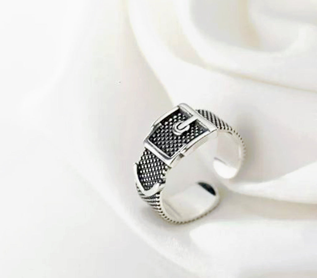 925 Silver buckle vintage style ring