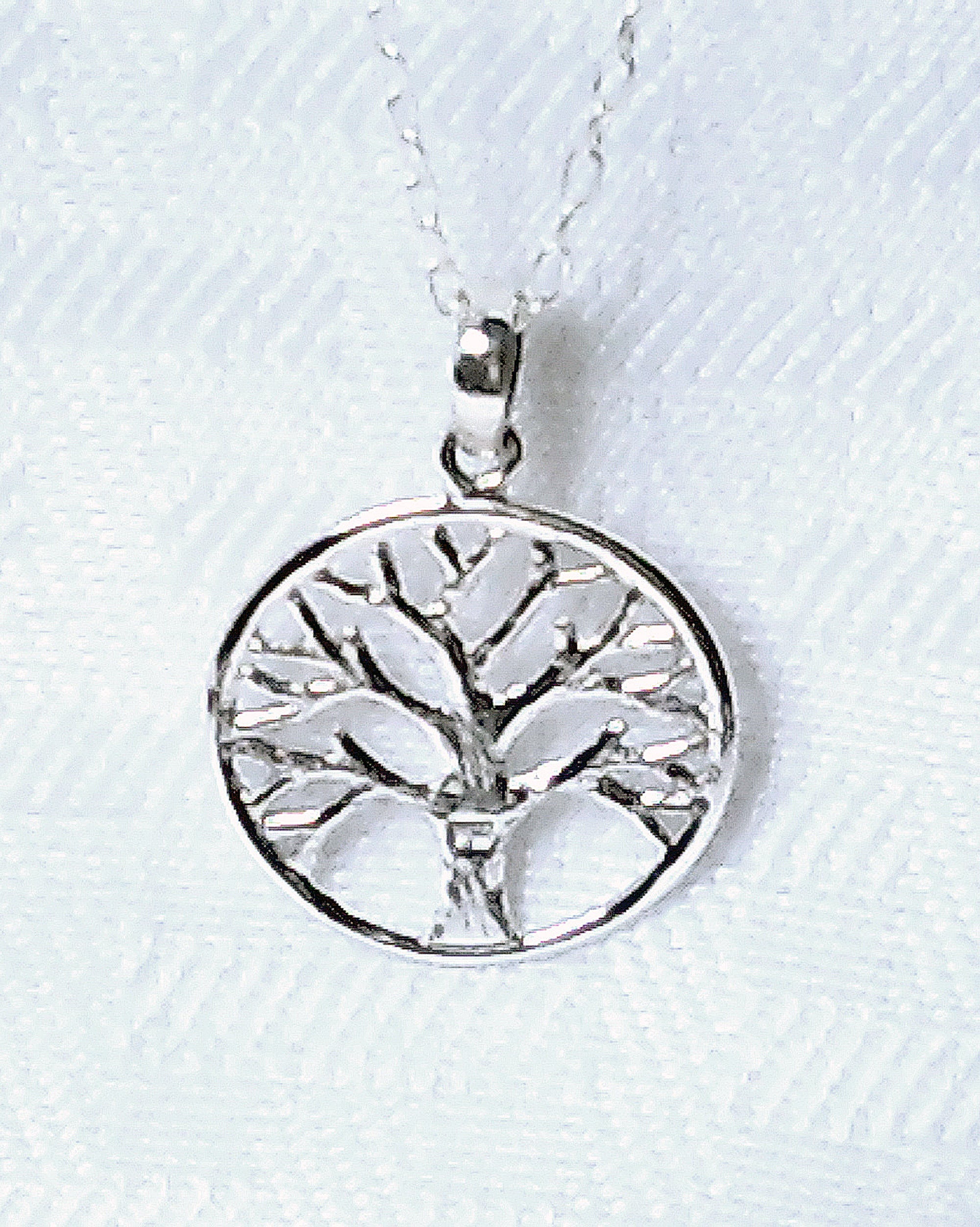 Sterling silver tree of life pendant