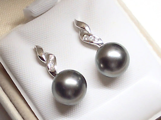 14k gold tahitian drop pearl earring with top grade diamonds